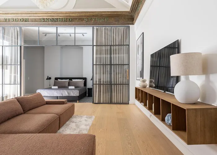 Unique 3 Bedroom Apartment In Vibrant Frederiksberg