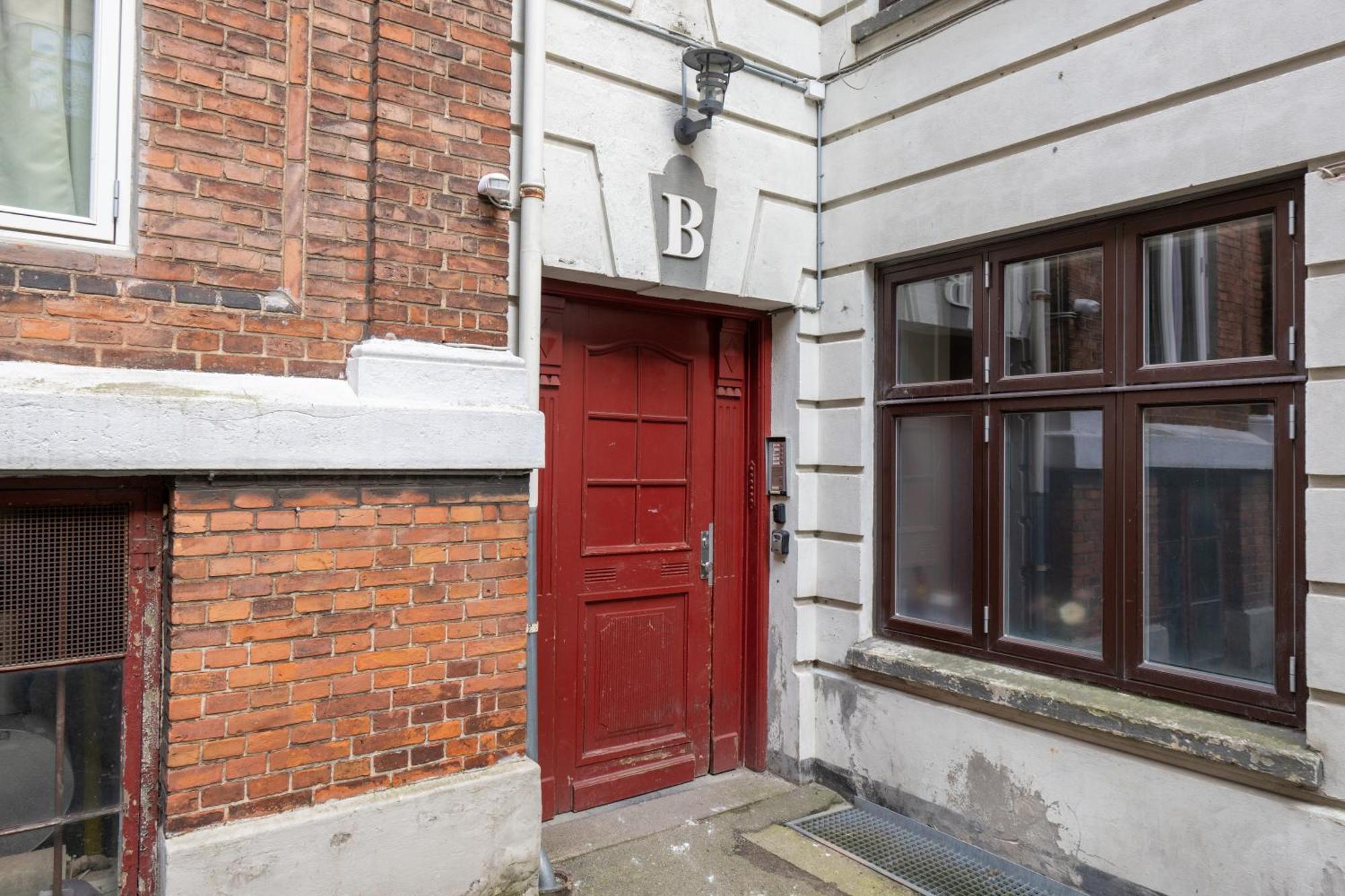 Unique 3 Bedroom In Vibrant Frederiksberg Kopenhagen