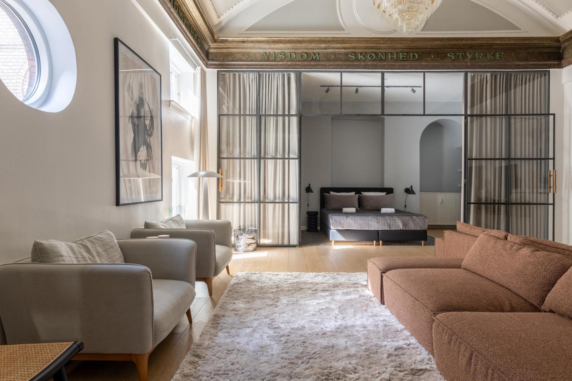 Unique 3 Bedroom In Vibrant Frederiksberg